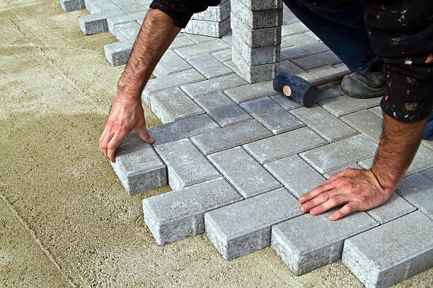 Best Professional Driveway Pavers  in Burbank, IL